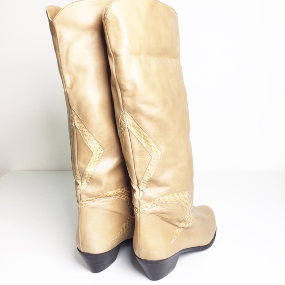 Vintage leather and snake cream boots size 10 - Picture 2 of 9